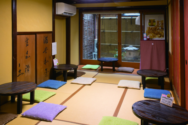 なめらかプリンは毎朝お店で手作り「金澤ぷりん本舗」