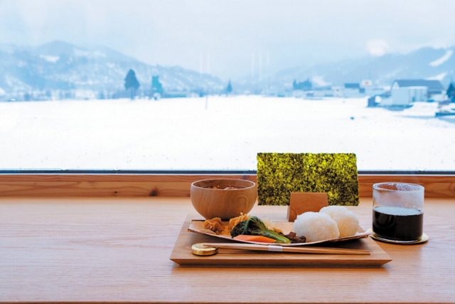 塩沢産コシヒカリの 塩むすび専門店「FARM FRONT SEKI NOEN 」<南魚沼>