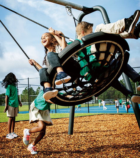 【関西の子供の遊び場】豊かな自然のなか、全身を使って遊ぼう!「PLAY PEAK ITADAKI」(奈良県)