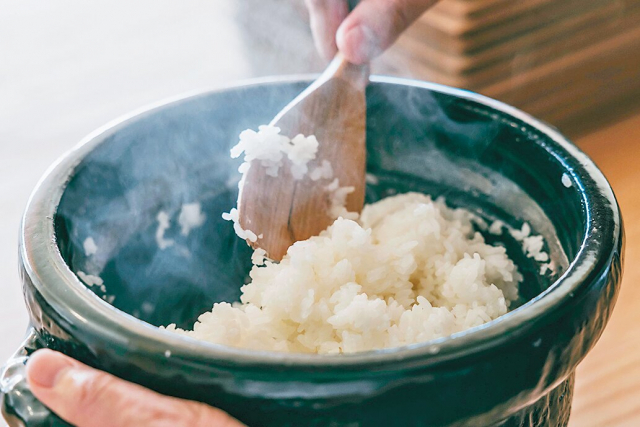 塩沢産コシヒカリの 塩むすび専門店「FARM FRONT SEKI NOEN 」<南魚沼>