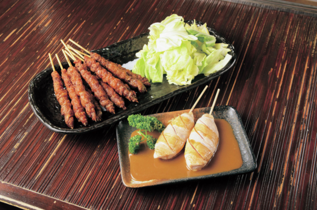 完成までに7日を要する元祖秘伝のとりかわ「とりかわ粋恭」