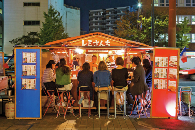 女子率高し! オンリーワンのフレンチ屋台「レミさんち」