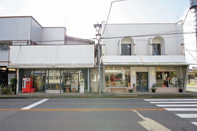 【黒磯×観光】アウトドアギアの相談も気軽にできる「LUNETTES+山の道具屋」