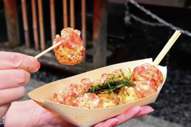 道頓堀でやりたいこと① 道頓堀で撮って! 見て! 食べて!