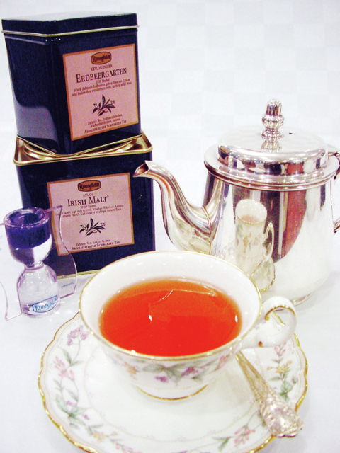 極上紅茶の香りに包まれ心癒やされるひととき「ホテルマロウド軽井沢 カフェ シンフォニー」