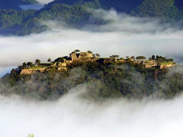 日本の美しすぎる風景に出会う旅 息を呑む絶景15選