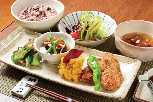 【高崎のカフェスイーツ】観音様のお寺の境内で抹茶とケーキを「一路堂カフェ」