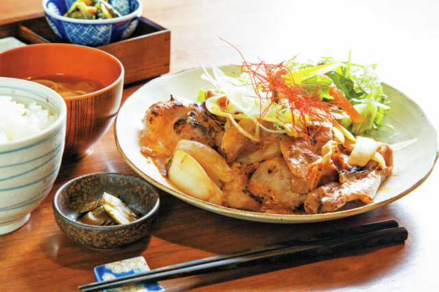 【中軽井沢×高原野菜レストラン】くつかけダイニング