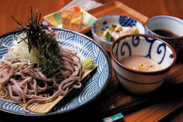 【中軽井沢×高原野菜レストラン】くつかけダイニング