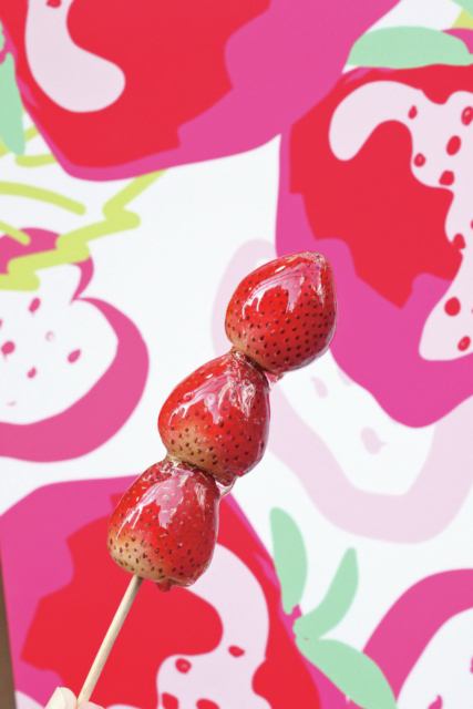 いちご飴の専門店が関西初出店!「 Strawberry Fetish アメリカ村店」