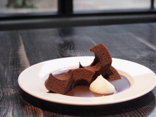 【クラブハリエ】社に抱かれる静かな空間が魅力「八日市の杜」