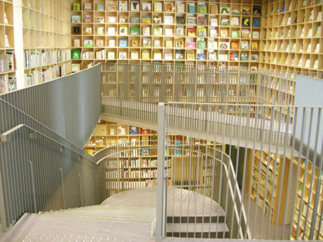 【大阪】絵本をめぐる「絵本旅」! 子どもも大人も楽しめる!