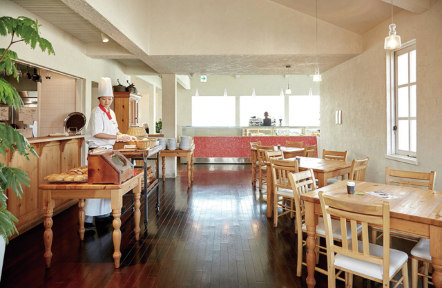 【クラブハリエ】琵琶湖のほとりのパン専門店「クラブハリエ ジュブリルタン」