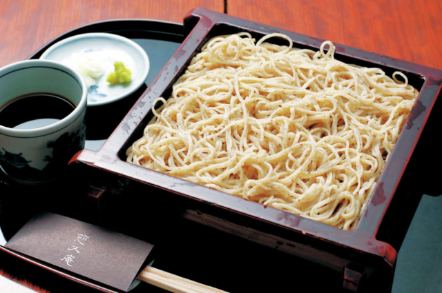 店主のこだわりが随所に光る究極のそば「郷土料理古式健珍蕎麦 慈久庵」