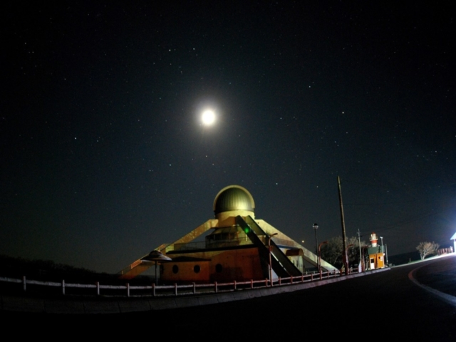 オロロンライン穴場スポット1.日本海に沈む夕日が絶景のスポット「みさき台公園」