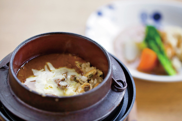 【滋賀郷土料理×おおつ近江米カレー】志じみ釜めし 湖舟