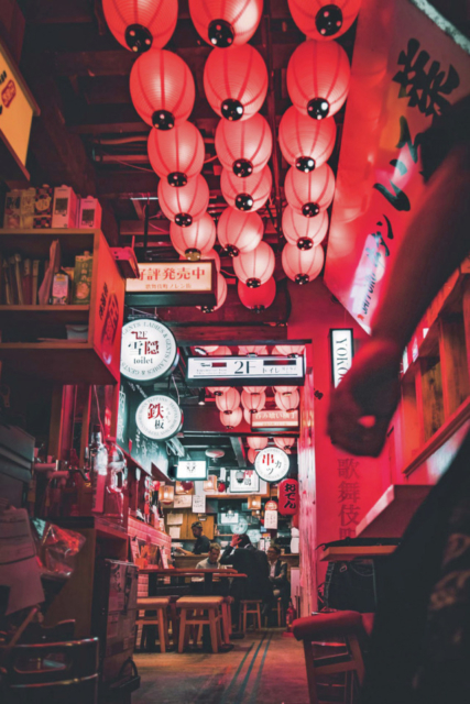 【新宿×女子会スポット】歌舞伎町レッドのれん街