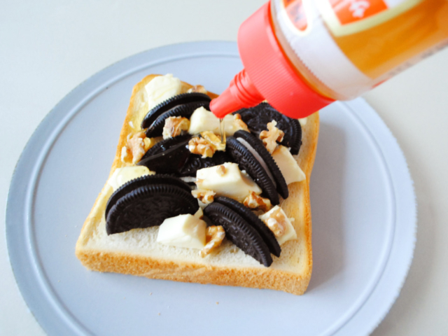 ★「オレオ&クリチートースト」の作り方