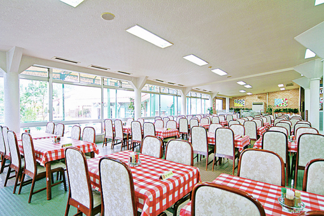 【ひるぜん焼そばが美味い店はここ】ヒルゼン高原センター レストラン・ファーミー