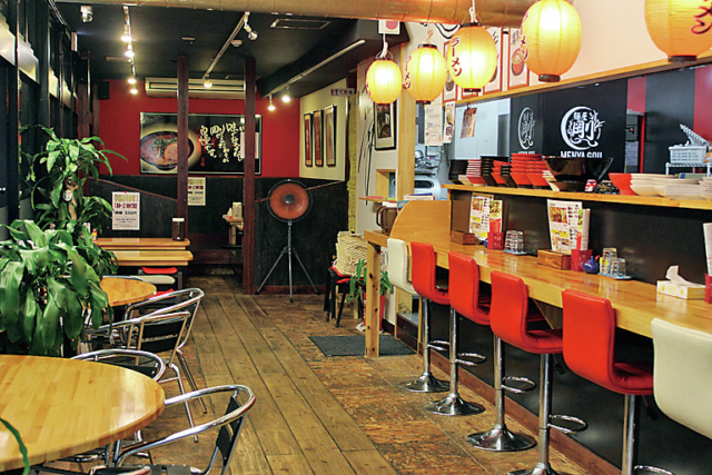 こだわりのとんこつスープが自慢「麺屋 剛」