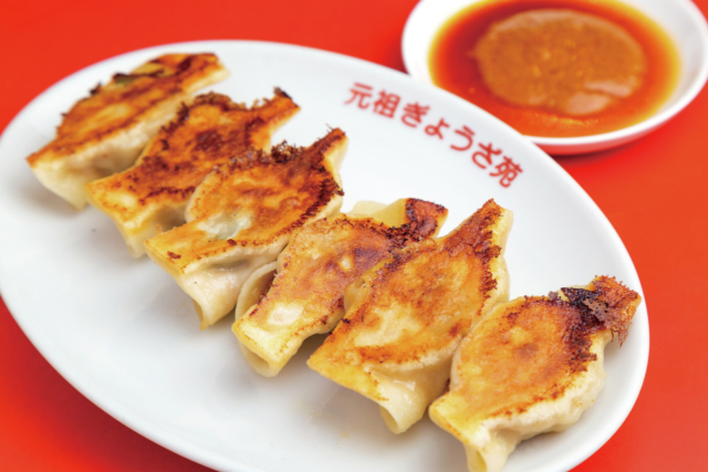 味噌ダレ餃子の発祥店! 神戸牛がうまさの秘密「 元祖ぎょうざ苑」