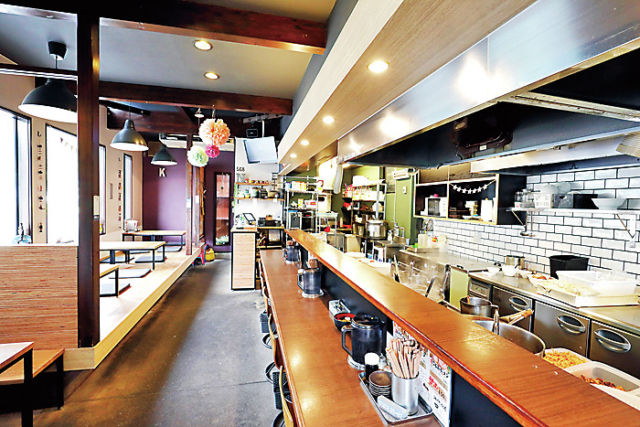 ゆでキャベツと焦がしねぎの風味がいい「五郎家」