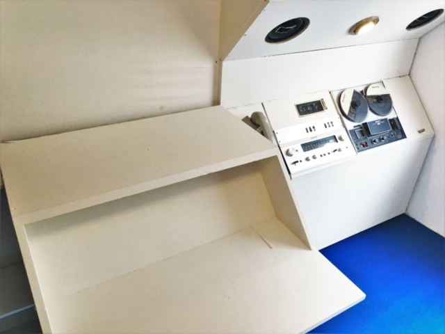 ”宇宙船”カプセル