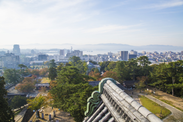 【松江・出雲のドライブコース・2日目】AM11:00 松江のシンボル、国宝松江城を見学