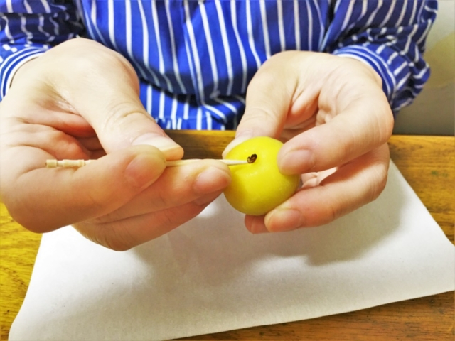 作り方① 梅の下ごしらえ