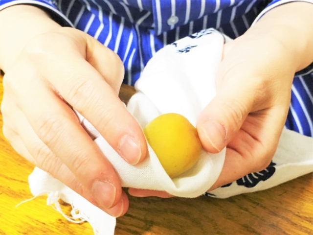 作り方① 梅の下ごしらえ