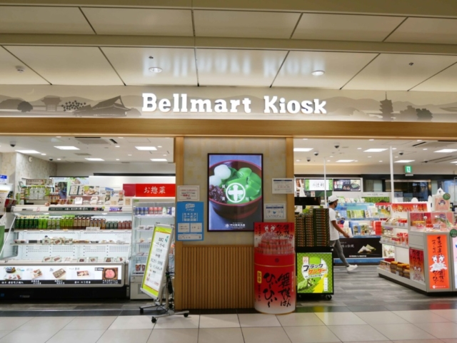 駅ビル内のコンビニ