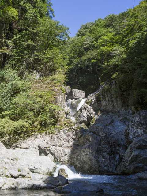 【奈良ドライブの必見スポット】③巨岩や奇岩が織り成す自然の一大傑作「みたらい渓谷」