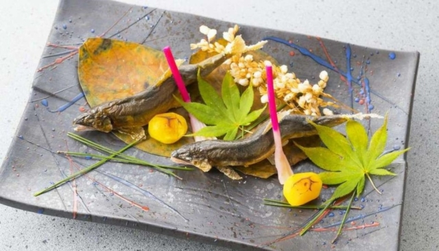 完全部屋食のおこもりプランは贅沢なお重を