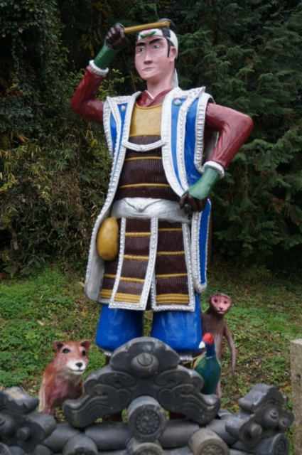 桃太郎のモデルと伝えられる吉備津彦命のご神德にあやかる「吉備津彦神社(きびつひこじんじゃ)」