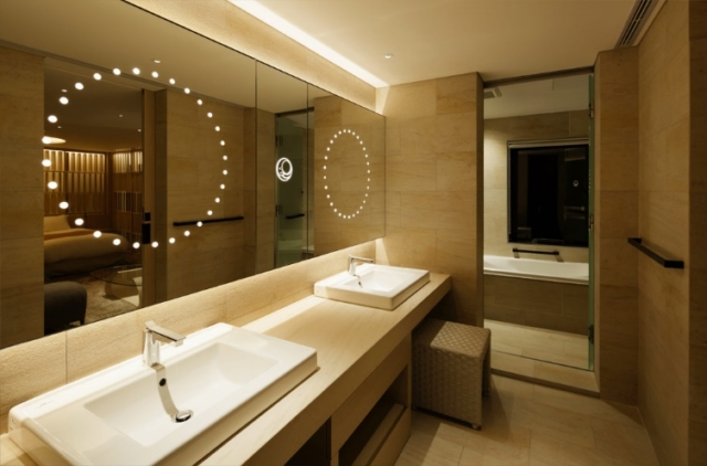 洗練されたインテリアが美しいゲストルーム