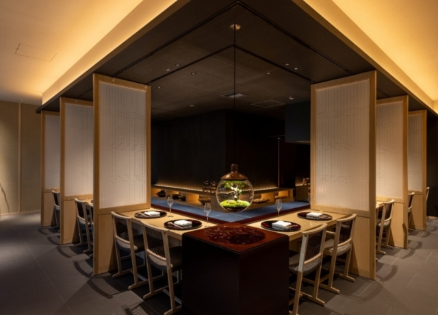 料理は伝統の日本料理に遊び心をプラス