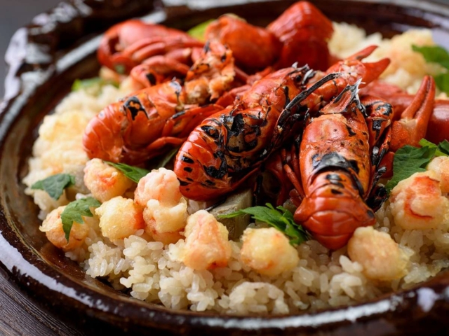 季節と気品を大切にした和洋折衷の味わい