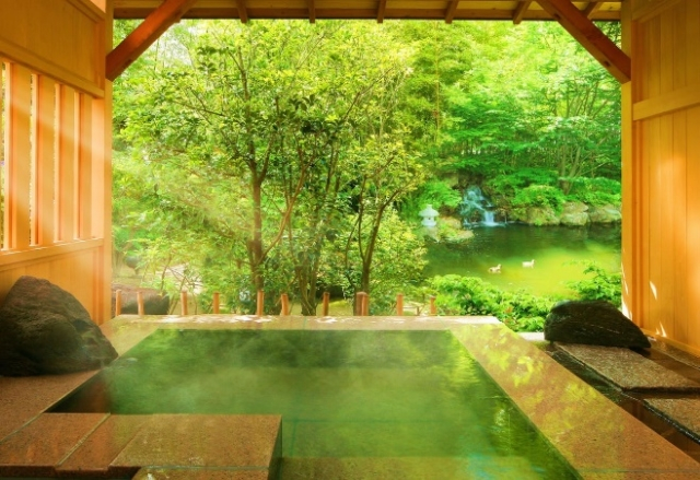 気品にあふれた上質な数寄屋客室