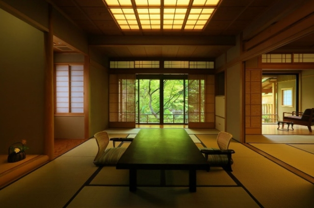 気品にあふれた上質な数寄屋客室