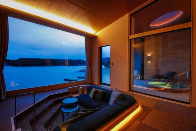 客室は全露天風呂付きのスイート仕様