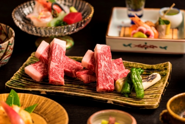 味の要は土地のもの、旬のもの