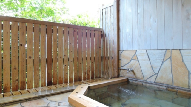 赤ちゃんが喜ぶ遊びがたくさん!赤ちゃん連れにおすすめの宿「プロヴァンス(伊豆高原)」