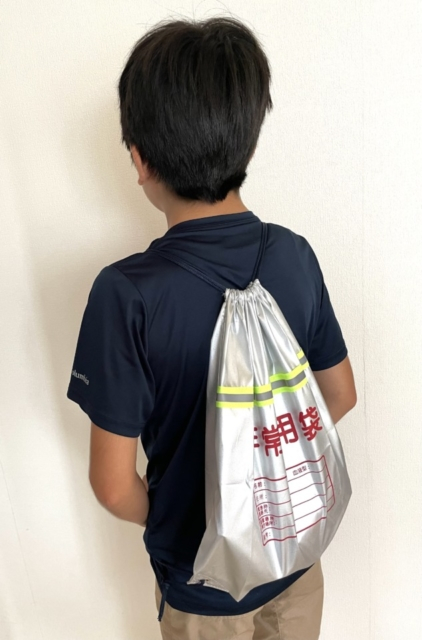 ダイソーの防災グッズ「非常用袋」(税込み110円)