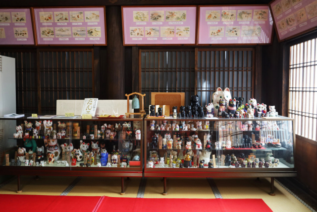 京都の猫に会えるお寺<檀王法林寺> ~日本最古の招き猫伝説!黒招き猫でご利益を~