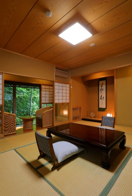 客室で自在にいつでも温泉を独り占め