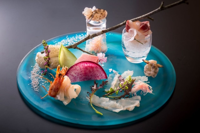 食材の本質を見抜いた麗しい創作料理