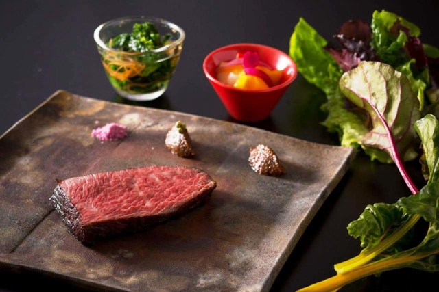 食材の本質を見抜いた麗しい創作料理