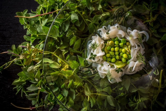 食材の本質を見抜いた麗しい創作料理