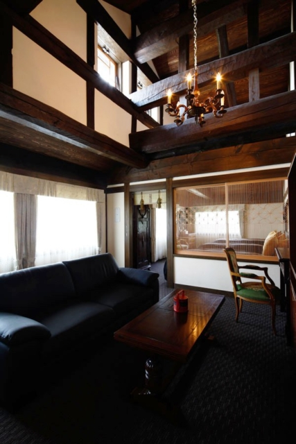 巧みな意匠と庭園美を生かした客室群