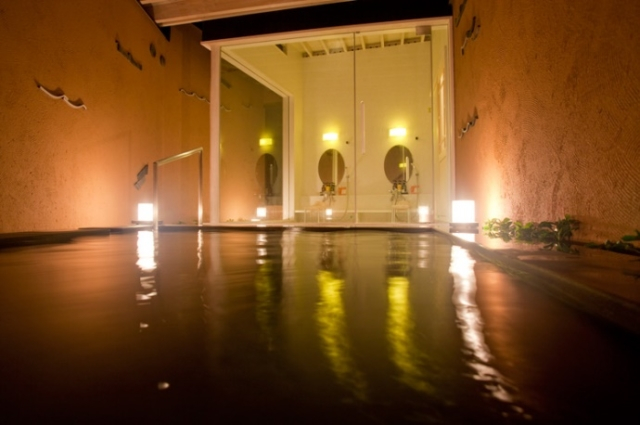 源泉をピュアなままに堪能する貸切風呂